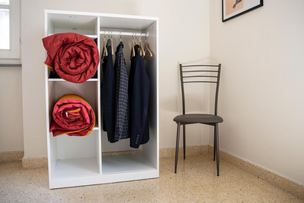Corner Cavour Apartment 萨萨里 外观 照片